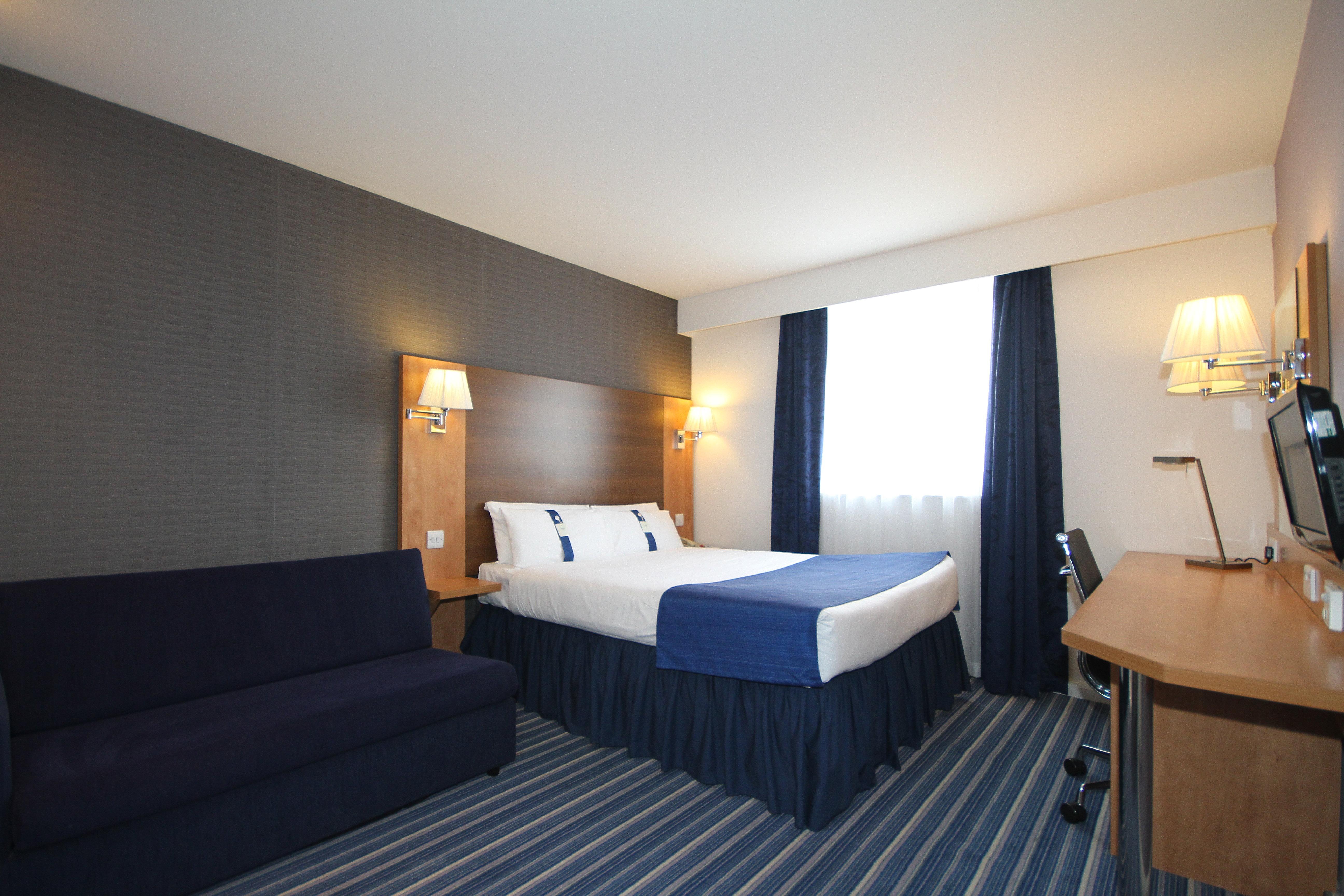 Holiday Inn Express Nuneaton By Ihg Exteriör bild