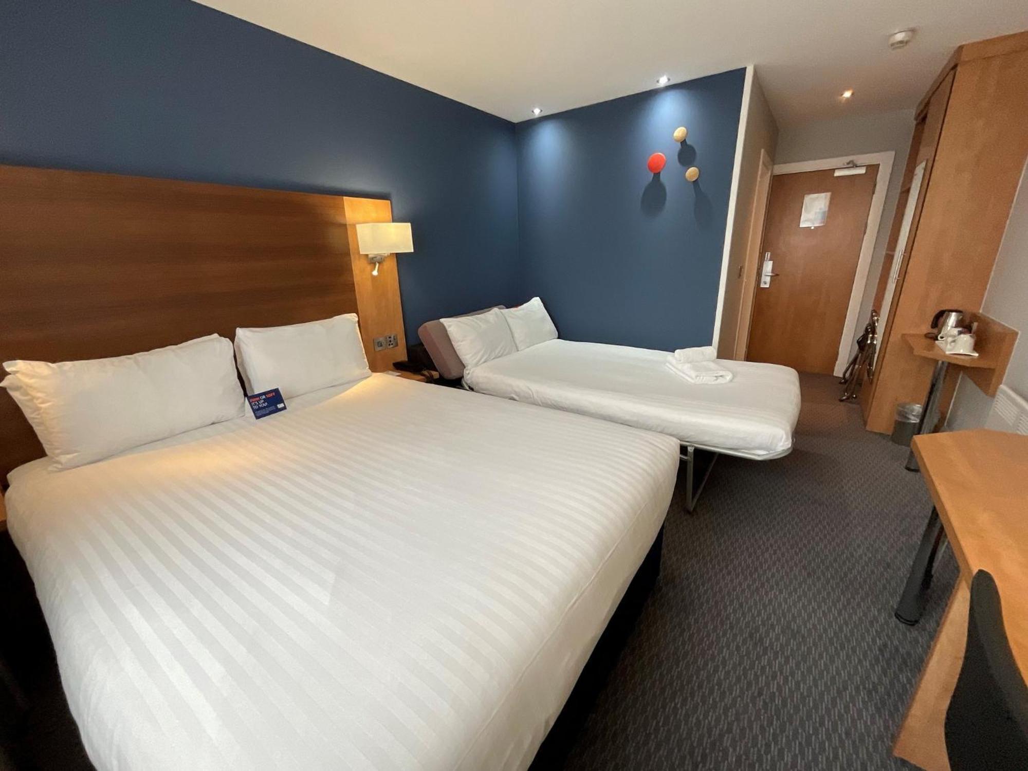 Holiday Inn Express Nuneaton By Ihg Exteriör bild