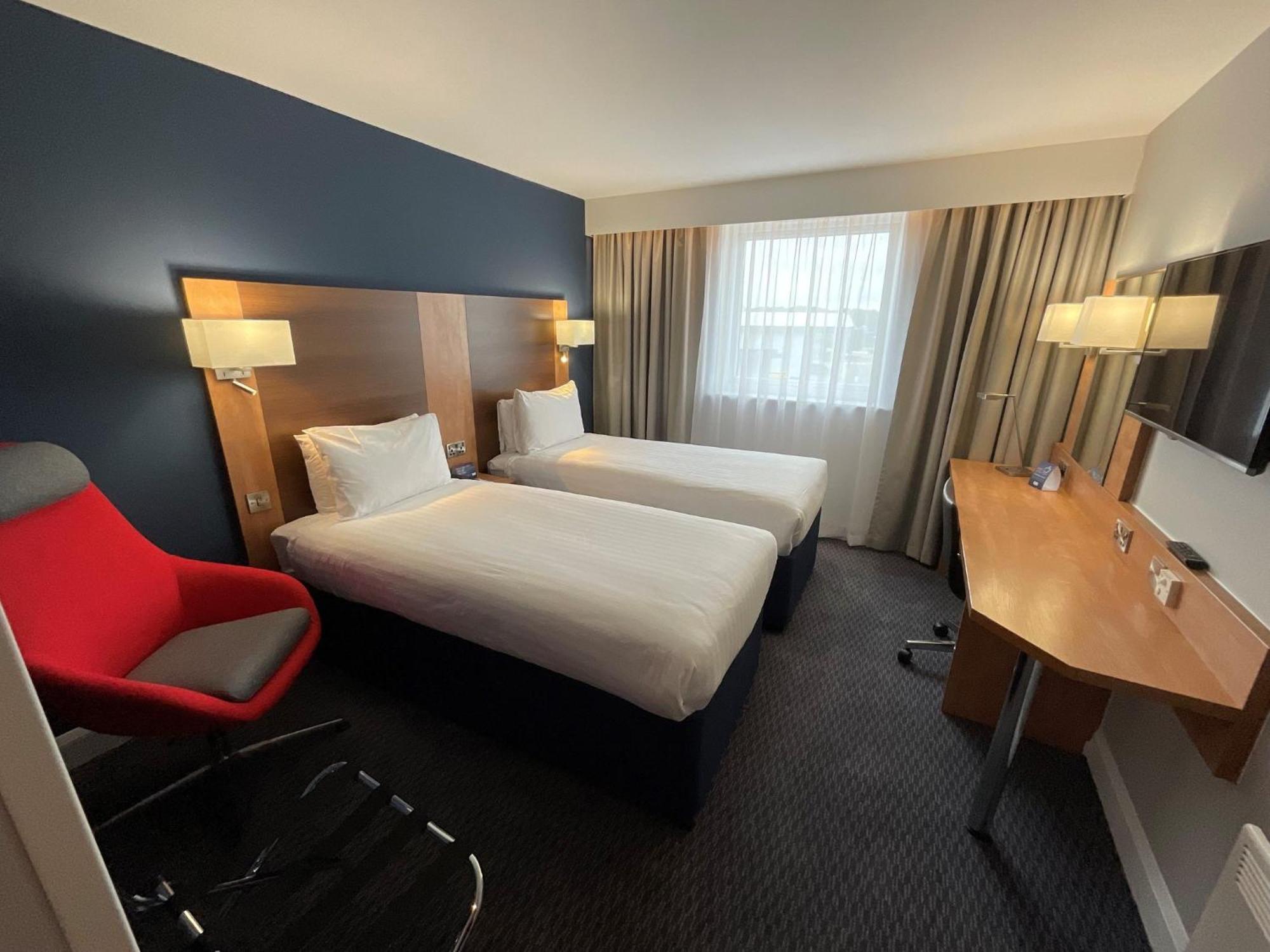 Holiday Inn Express Nuneaton By Ihg Exteriör bild