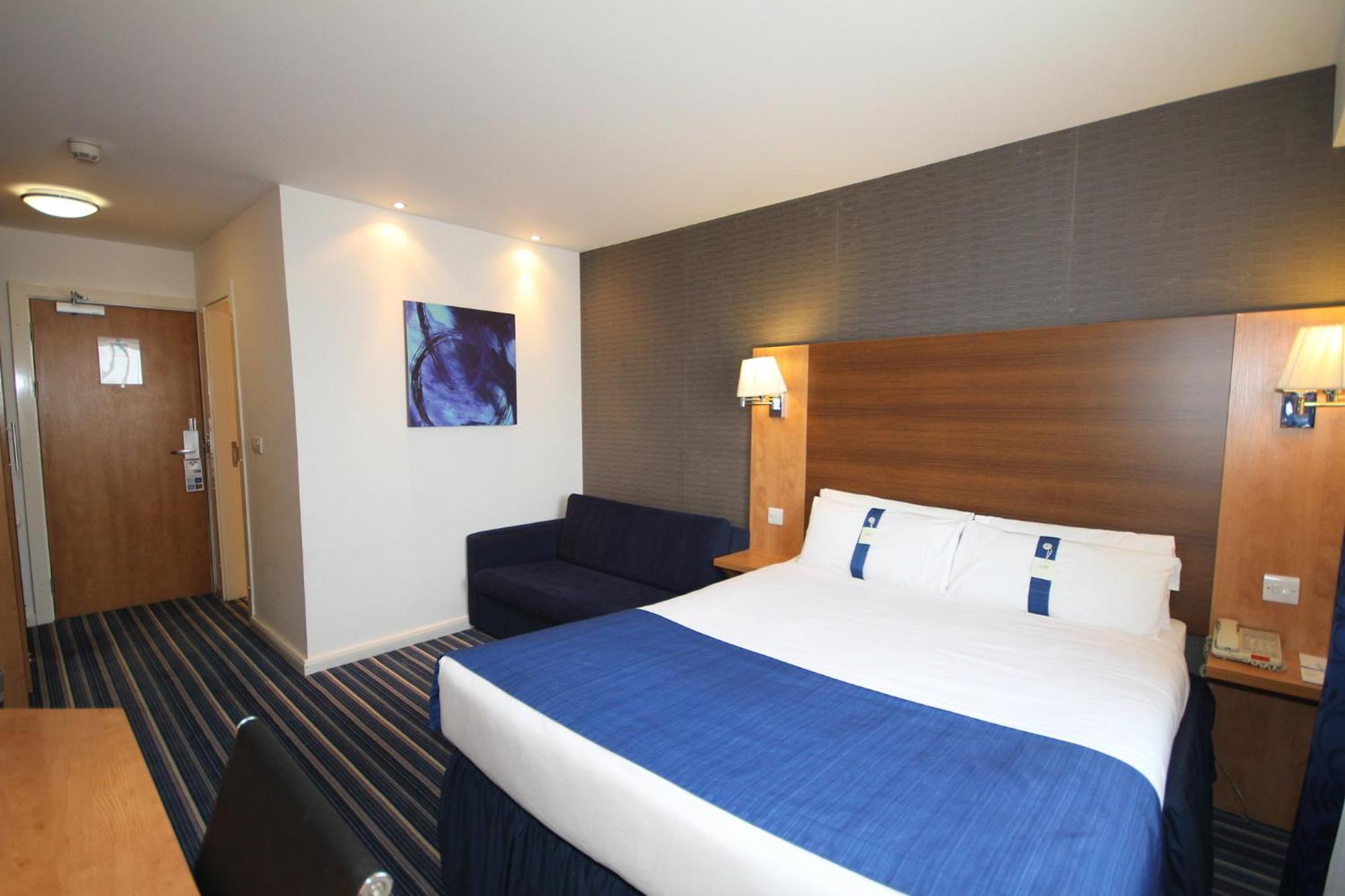 Holiday Inn Express Nuneaton By Ihg Exteriör bild