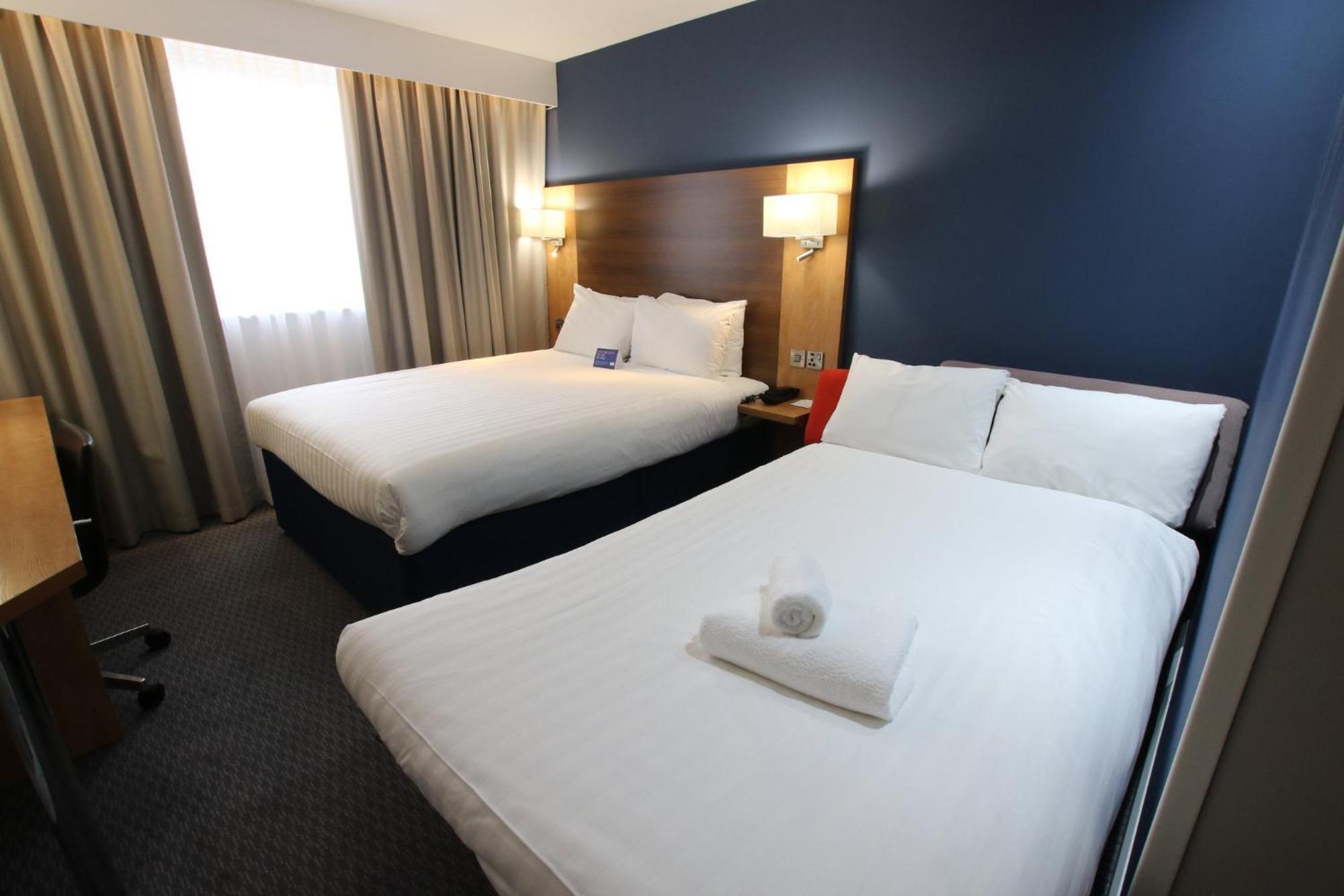 Holiday Inn Express Nuneaton By Ihg Exteriör bild