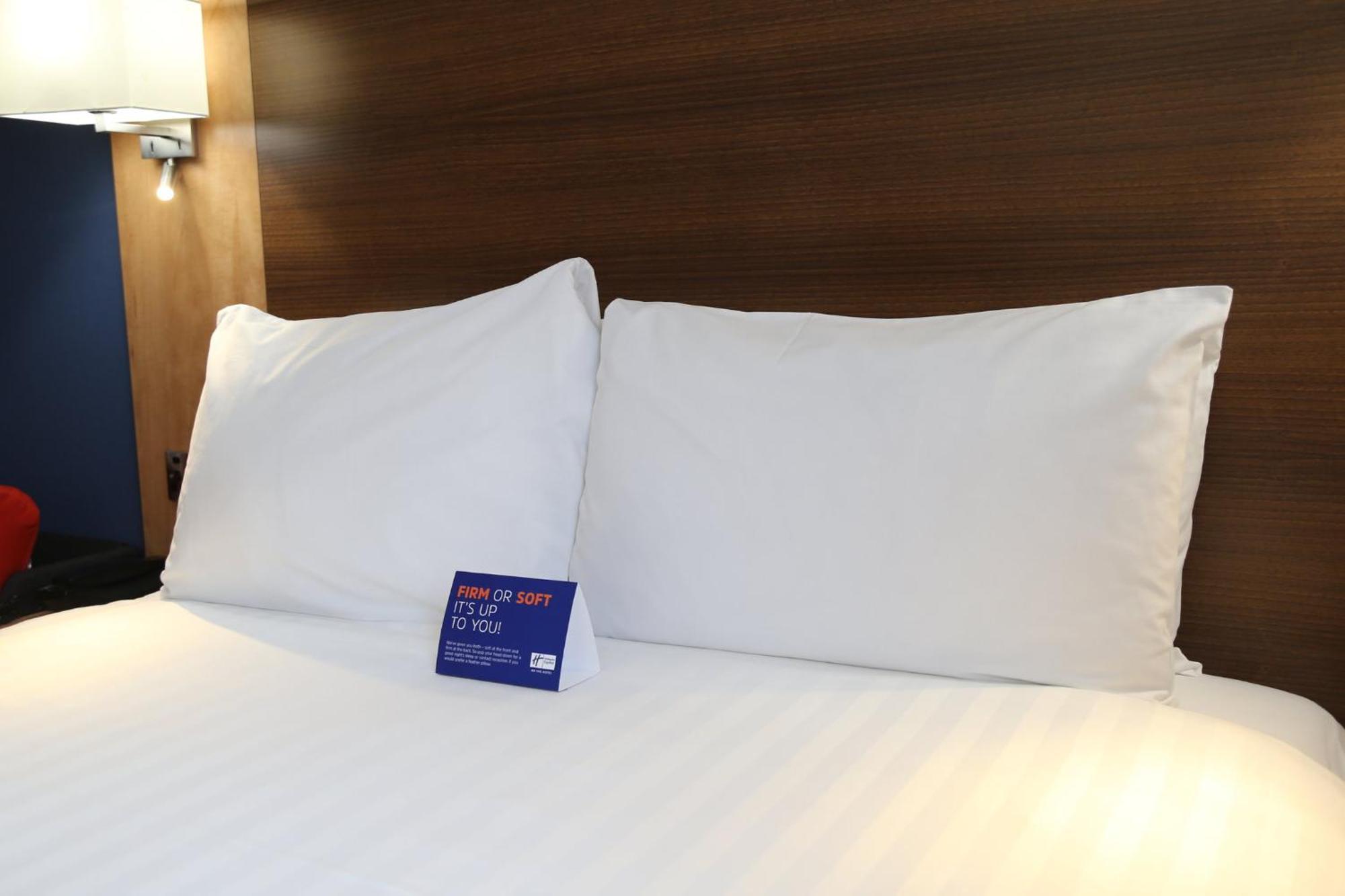 Holiday Inn Express Nuneaton By Ihg Exteriör bild