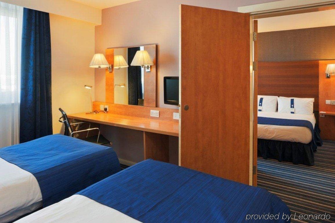 Holiday Inn Express Nuneaton By Ihg Rum bild