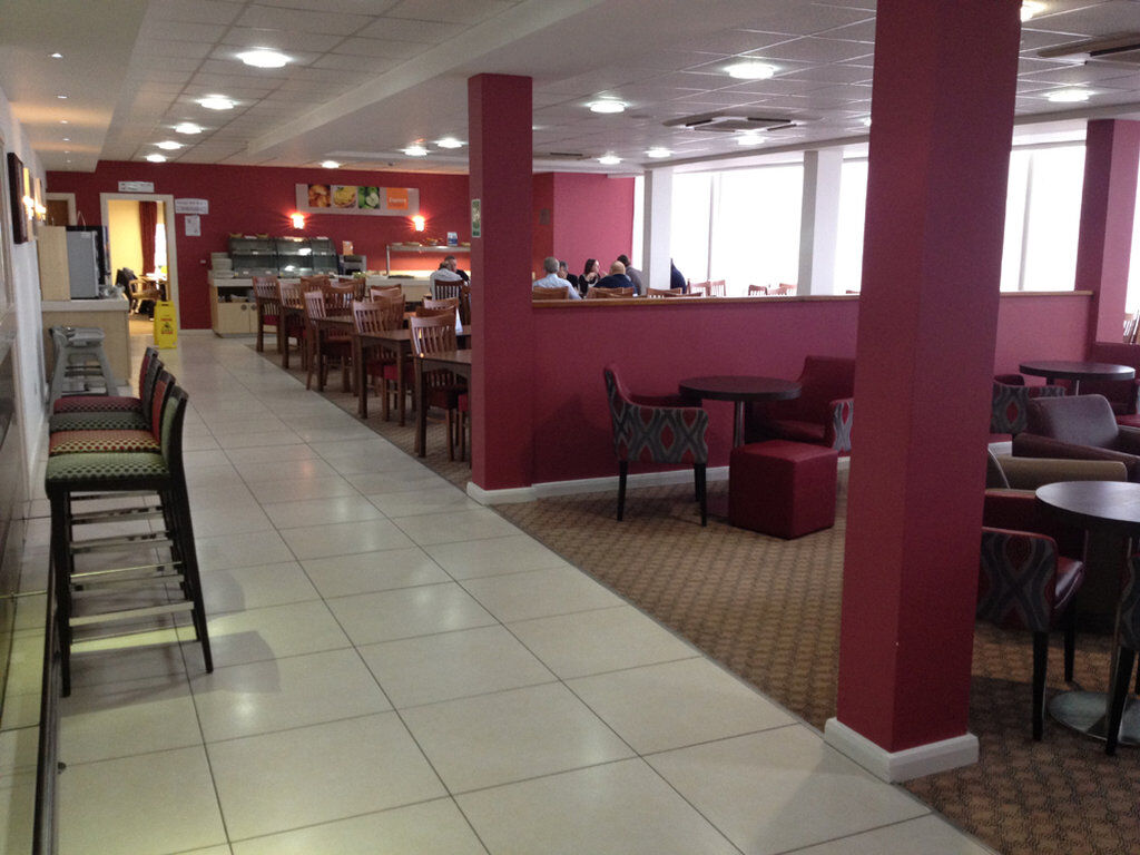 Holiday Inn Express Nuneaton By Ihg Exteriör bild